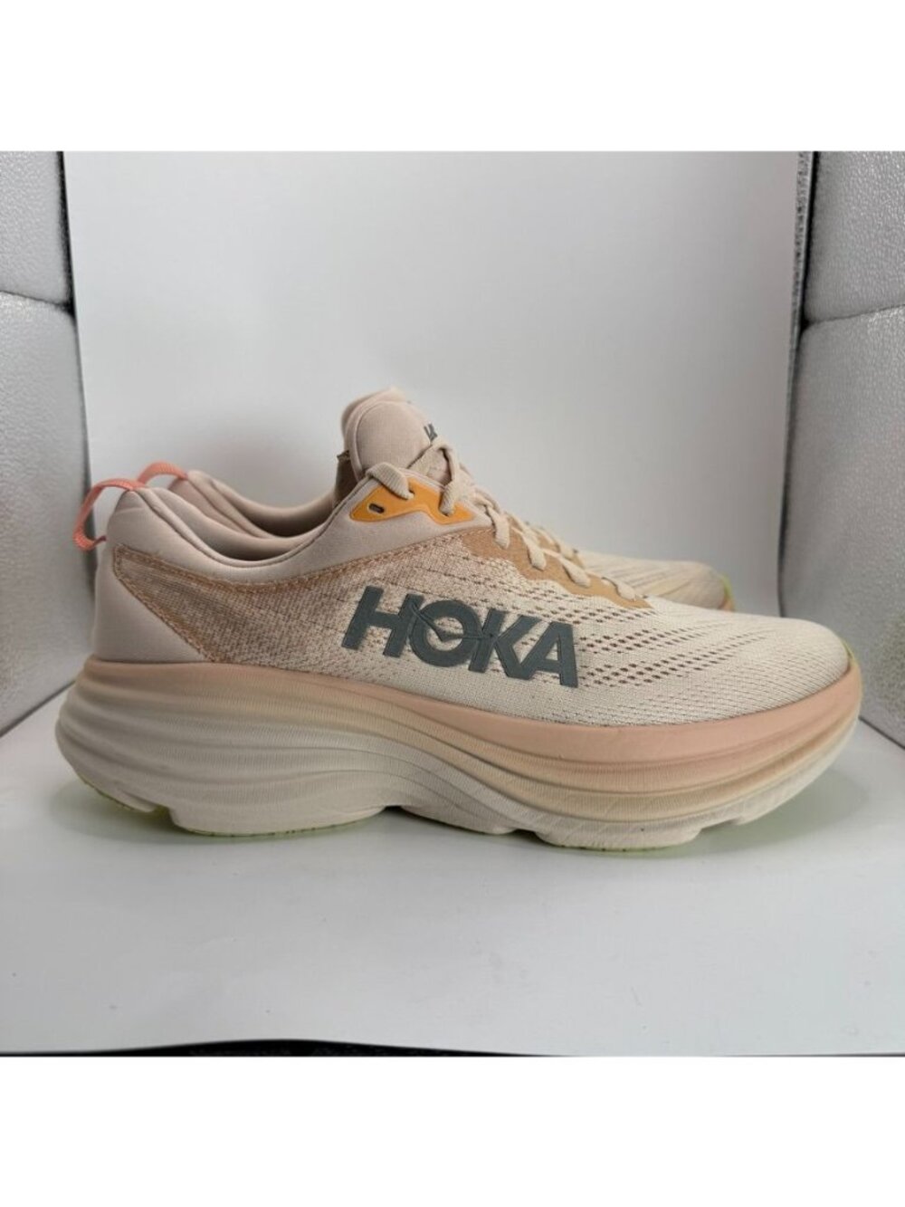 Hoka One One Womens Bondi 8 Running Shoes Beige Peach US 9.5 B Lightweight Cushi